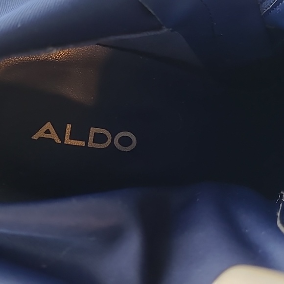 Aldo Women's Suede Boots with Protective Spray. - Picture 6 of 8